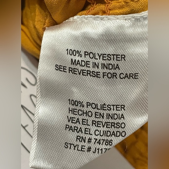 Patrons of Peace Boho Floral Smocked Ruffle Top Marigold Size Small S NEW - Picture 5 of 5